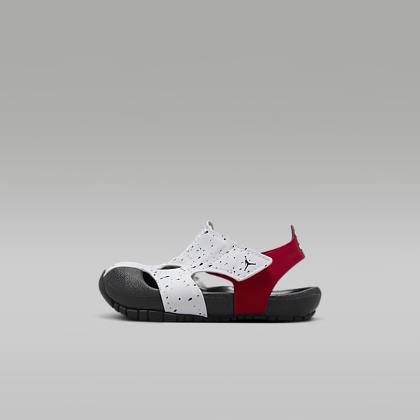 Baby jordan slides deals